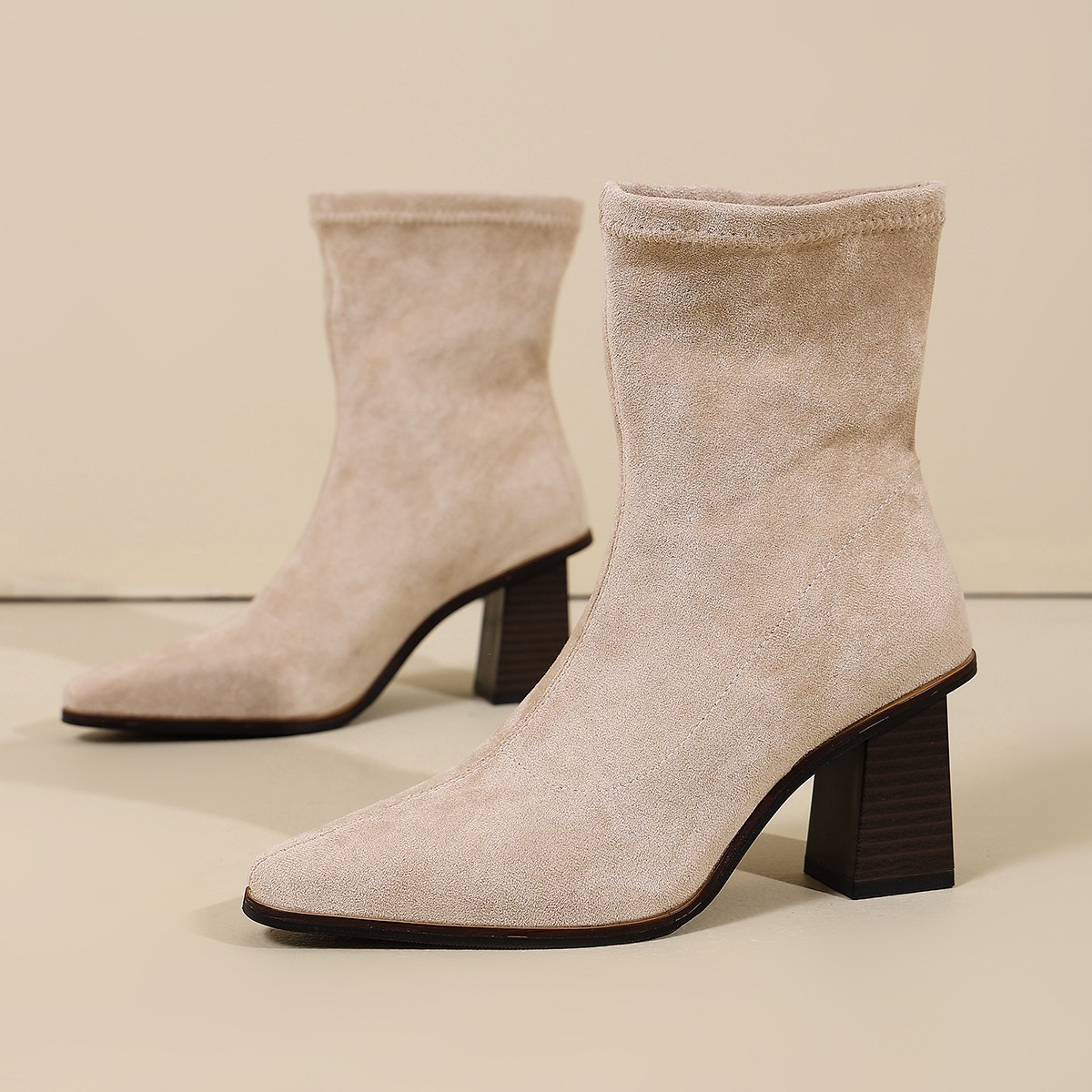 Vintage Fashion In 2026 - Bottines Vintage Femme 2026 – Nouvelle