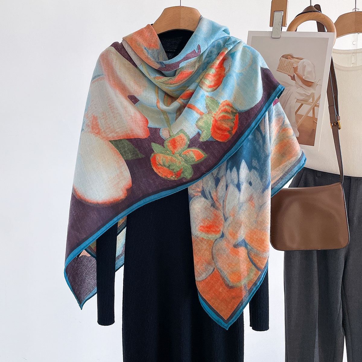Châle carré pour femme à motif - Vintage Fashion Build avis et prix
