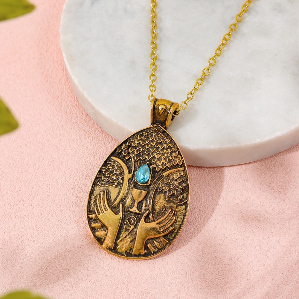 Collier pendentif vintage sur  - Vintage Fashion Videos avis et prix
