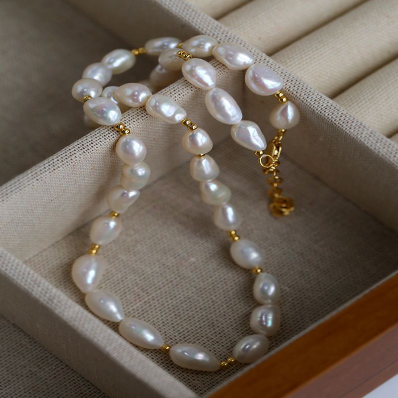 Collier en laiton pour femmes, - Vintage Fashion Runway avis et prix
