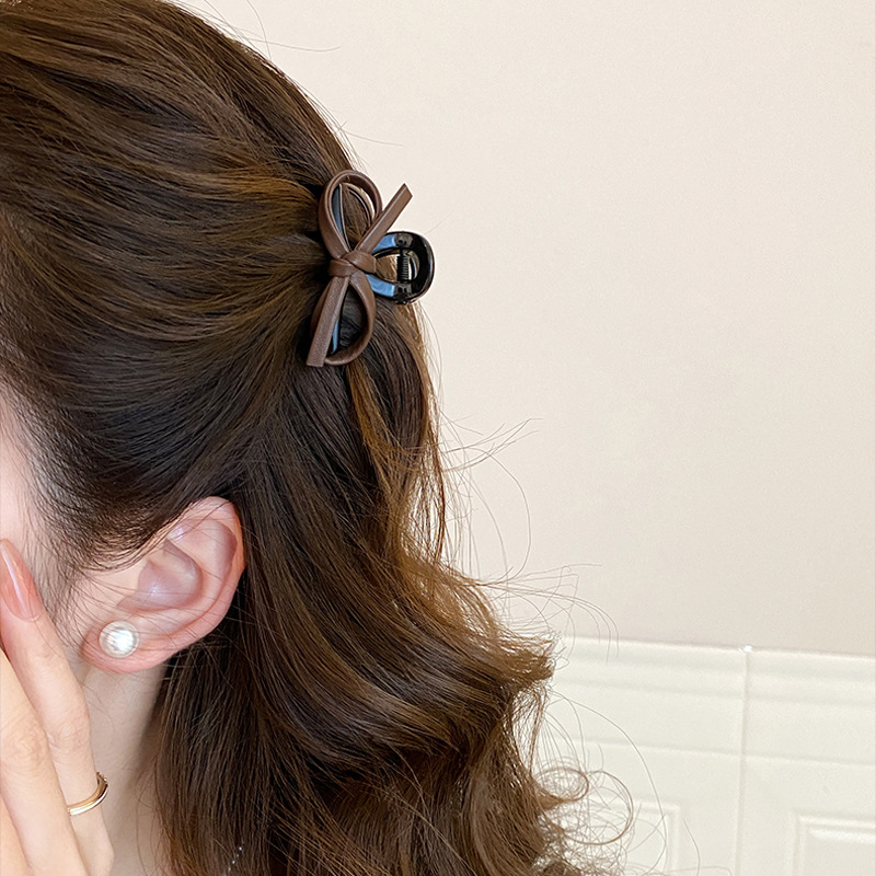 Pince à cheveux vintage en cui - Vintage Fashion Ornaments avis et prix